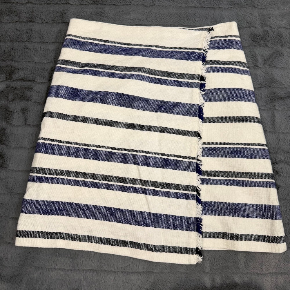 LOFT Ann Taylor Navy Blue White Striped Fringed Wrap Mini Skirt Size 4